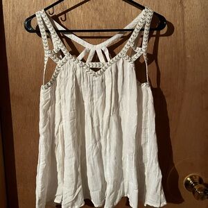 Chic White Sleeveless Pleated Tank Top